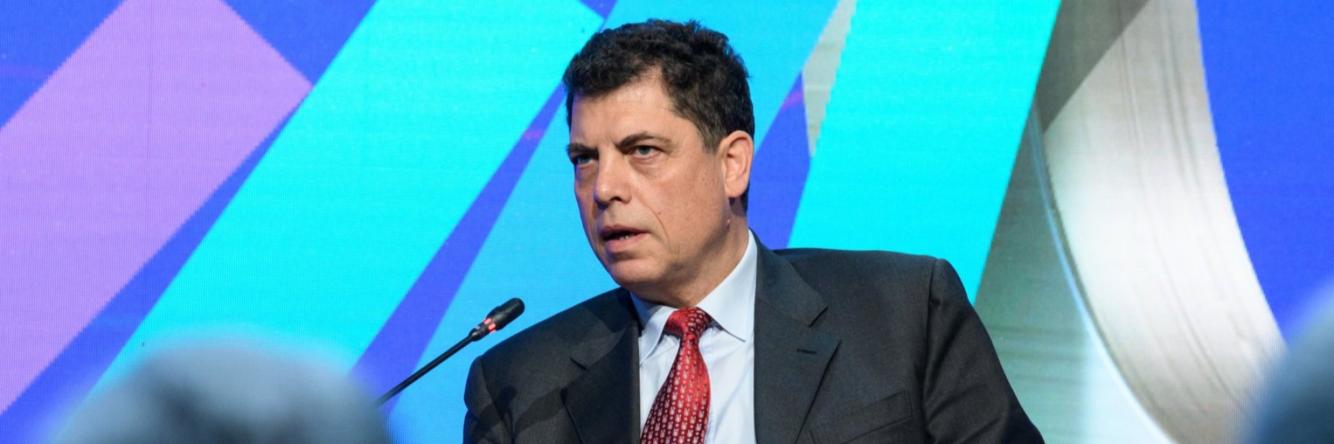 Милен Велчев: Влизането ни в Еврозоната ще ни даде възможност да забогатяваме по-бързо