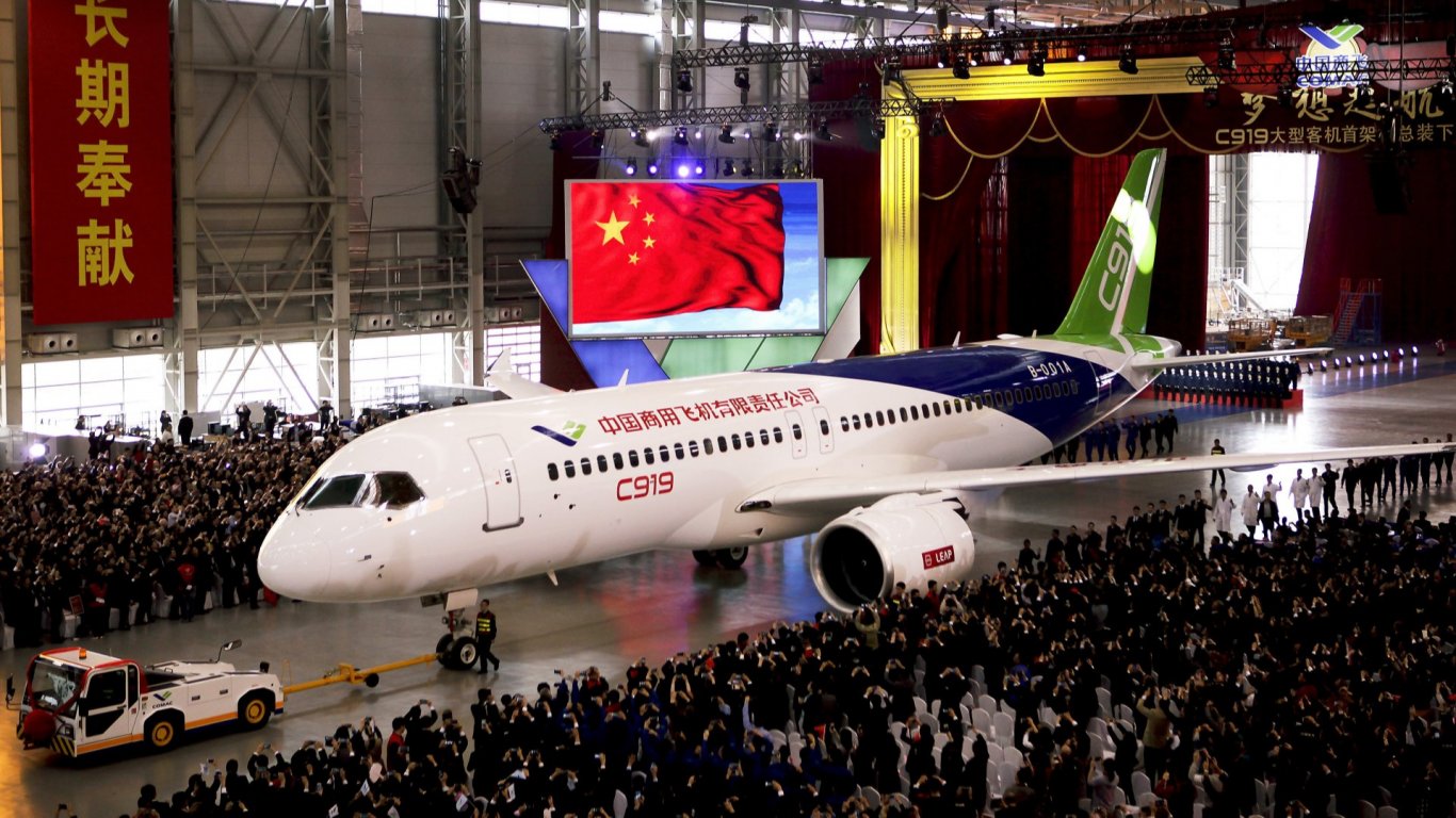 China Eastern първа купи китайския конкурент на А320 и 737 МАКС