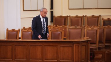 Гълъб Донев: България не се е отказала от Шенген, решението поражда съмнения за двойни стандарти 