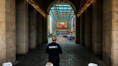 Полицията в германския град Дрезден задържа мъж който взе за