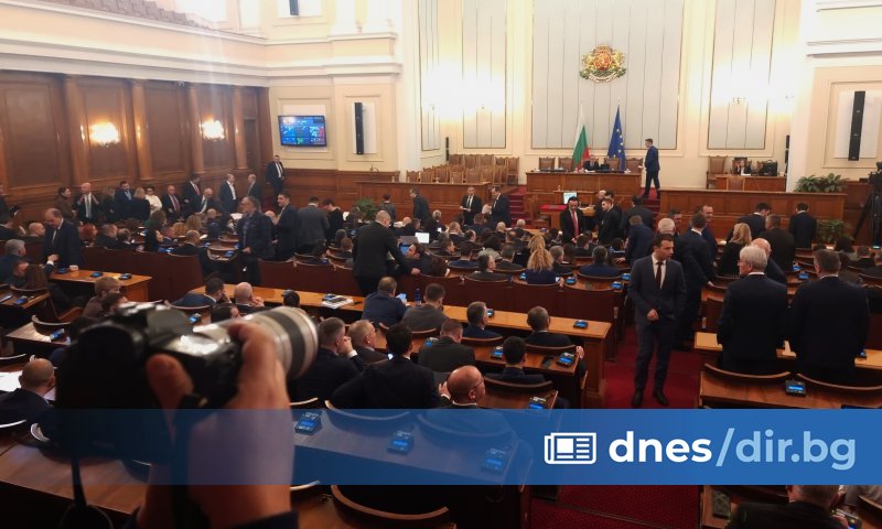 Парламентът обсъжда и ще гласува кандидатурата на неврохирурга проф. Николай