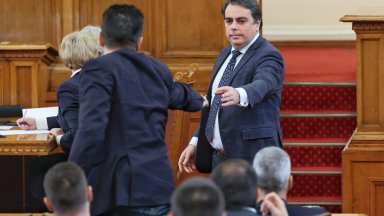 От синдикат Образование поискаха оставката на бившия вицепремиер и финансов