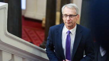 Опитваме се от една страна да направим правителство което да