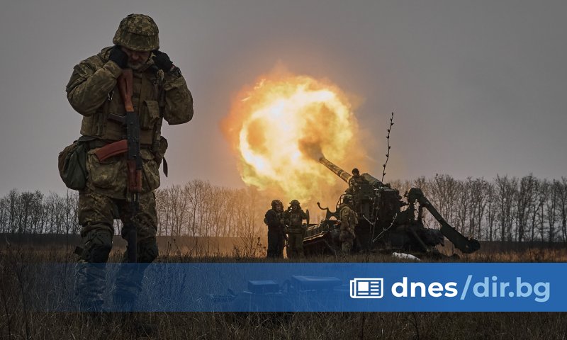 При поредния руски обстрел в Украйна днес са загинали най-малко