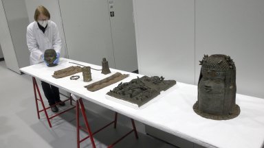 САЩ Великобритания Германия започнаха да връщат на Нигерия заграбени през