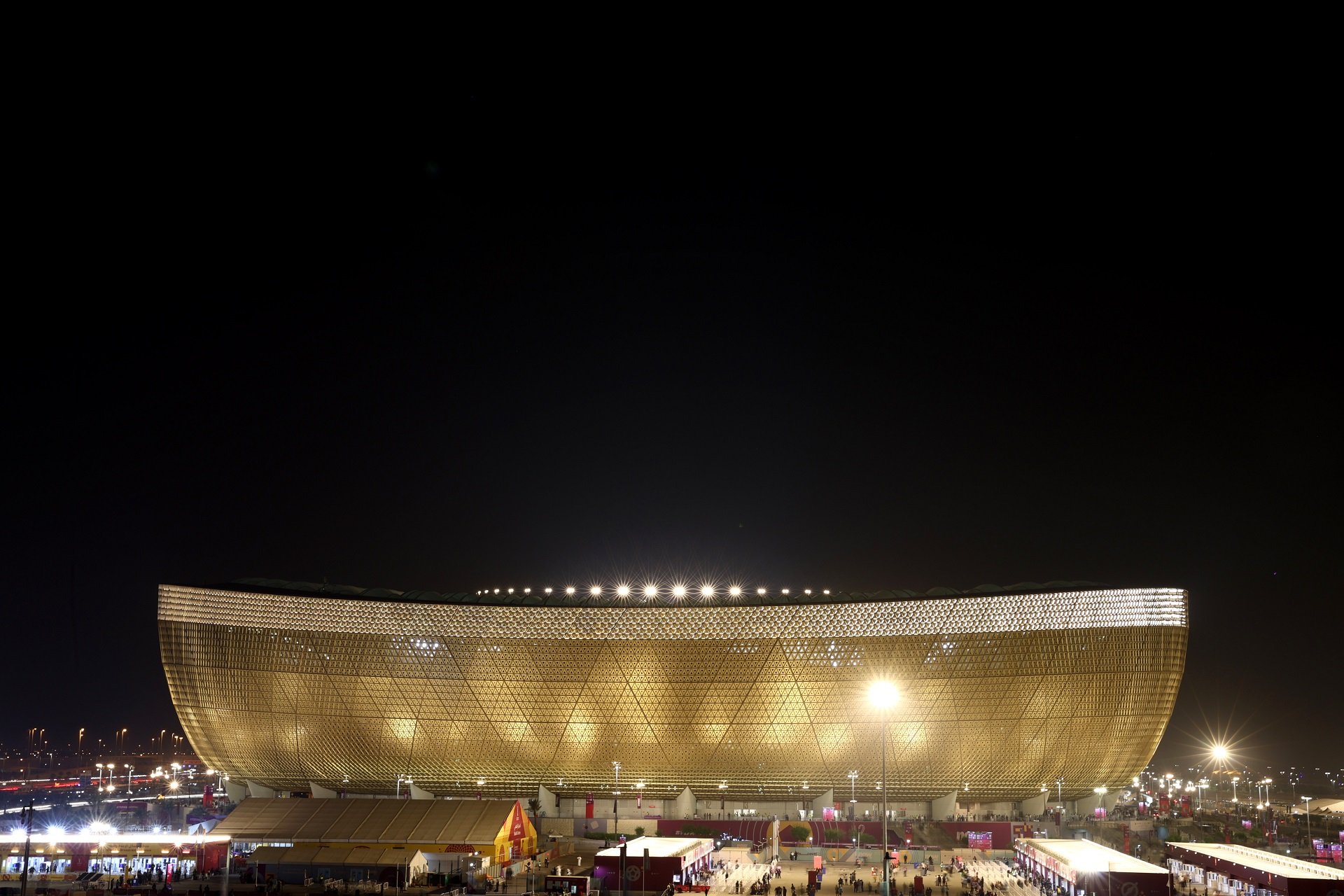 Стадион "Лусаил" - арената е готова в очакване на финала