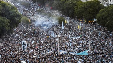 En nasjons galskap: episke scener og søvnløs natt i Argentina (video og galleri)