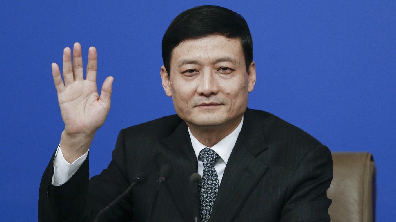 Отстраниха за корупция доскорошен китайски министър на промишлеността 