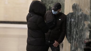 Отстранената от длъжност полицайка Симона Радева се яви в Съдебната