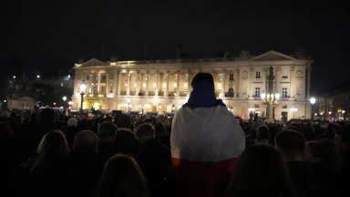 Франция получи подобаващо посрещане, около 50 000 аплодираха вторите в света