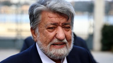 Председателят на Народното събрание Вежди Рашидов обсъди днес в Истанбул