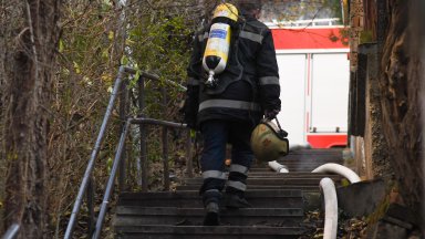 Голям пожар обхвана защитената местност Калимок Бръшлен край Русе На място са екипи