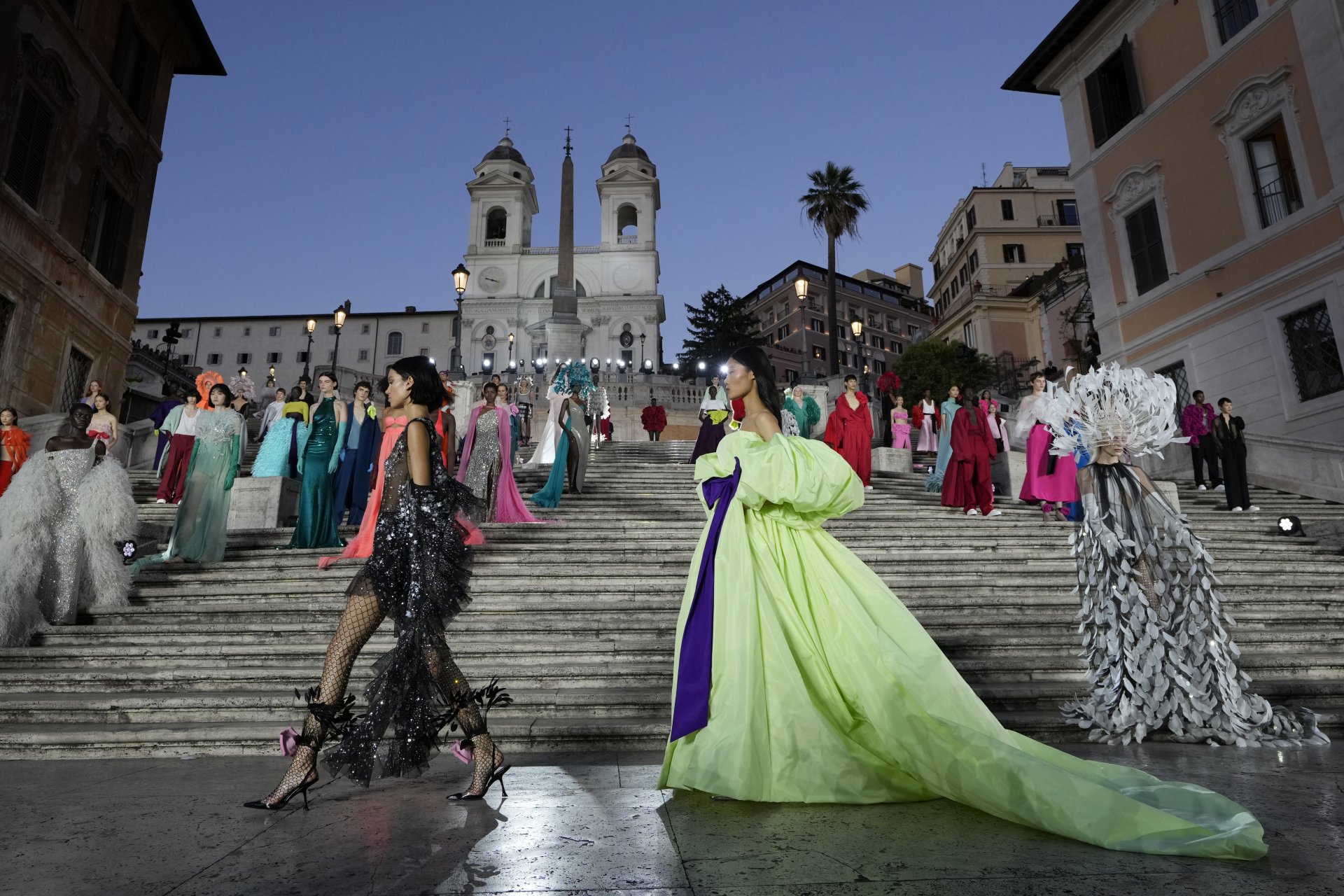 Ревю на модна къща "Valentino" на "Испанските стъпала" в Рим