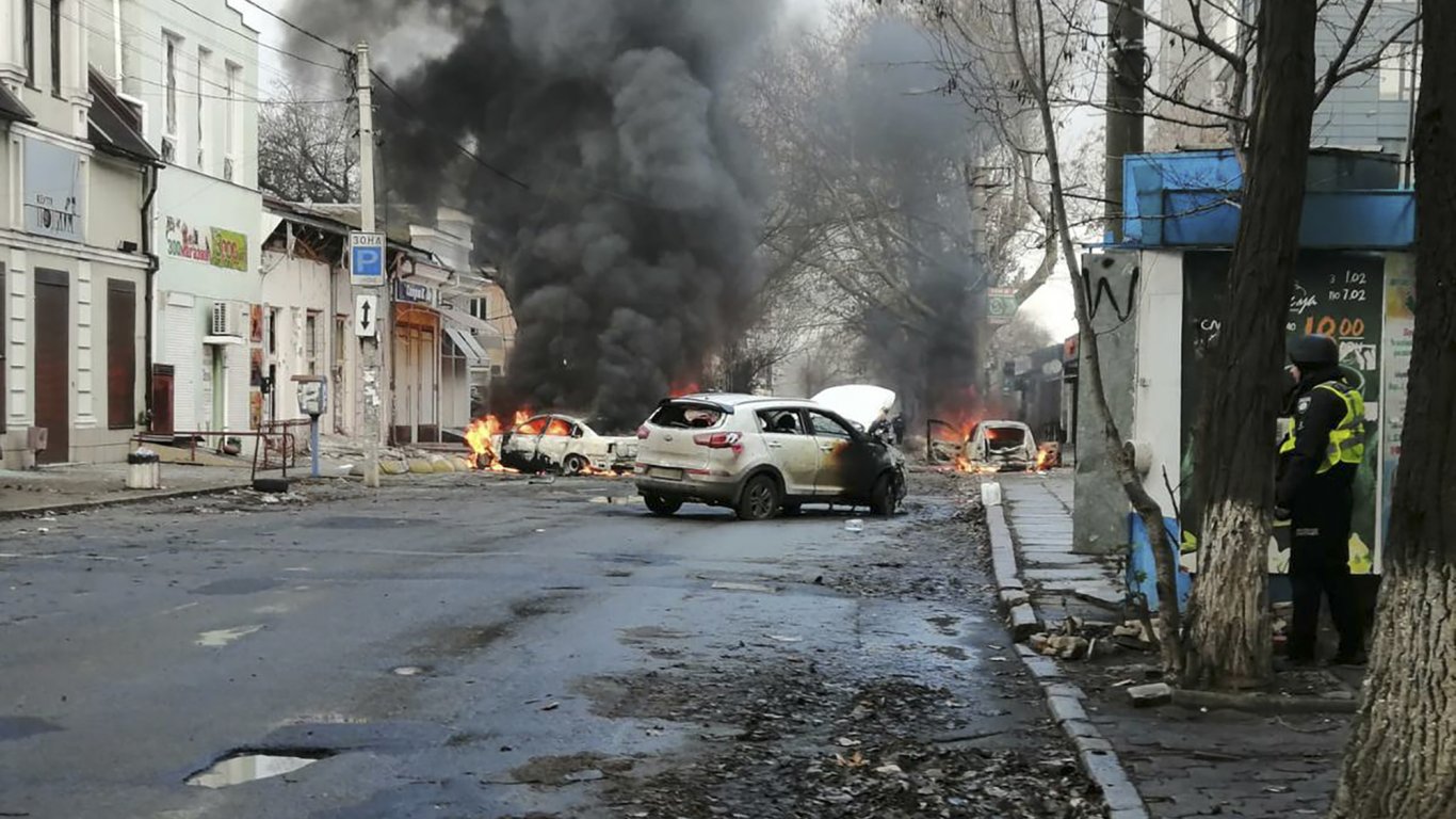 Киев и Москва взаимно се обвиниха за ракетния удар по Херсон 