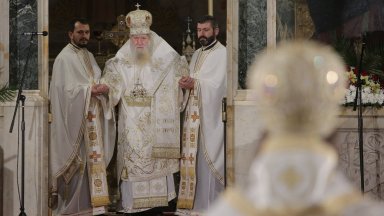 Негово Светейшество българският патриарх и Софийски митрополит Неофит благослови българите