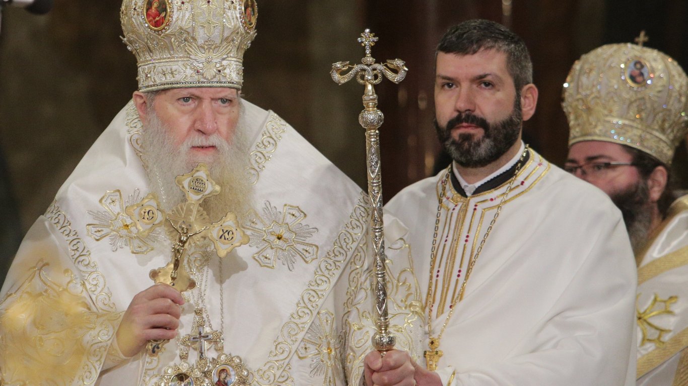 Софийската митрополия призова за всеобщи молебени със специални молитви за патриарха