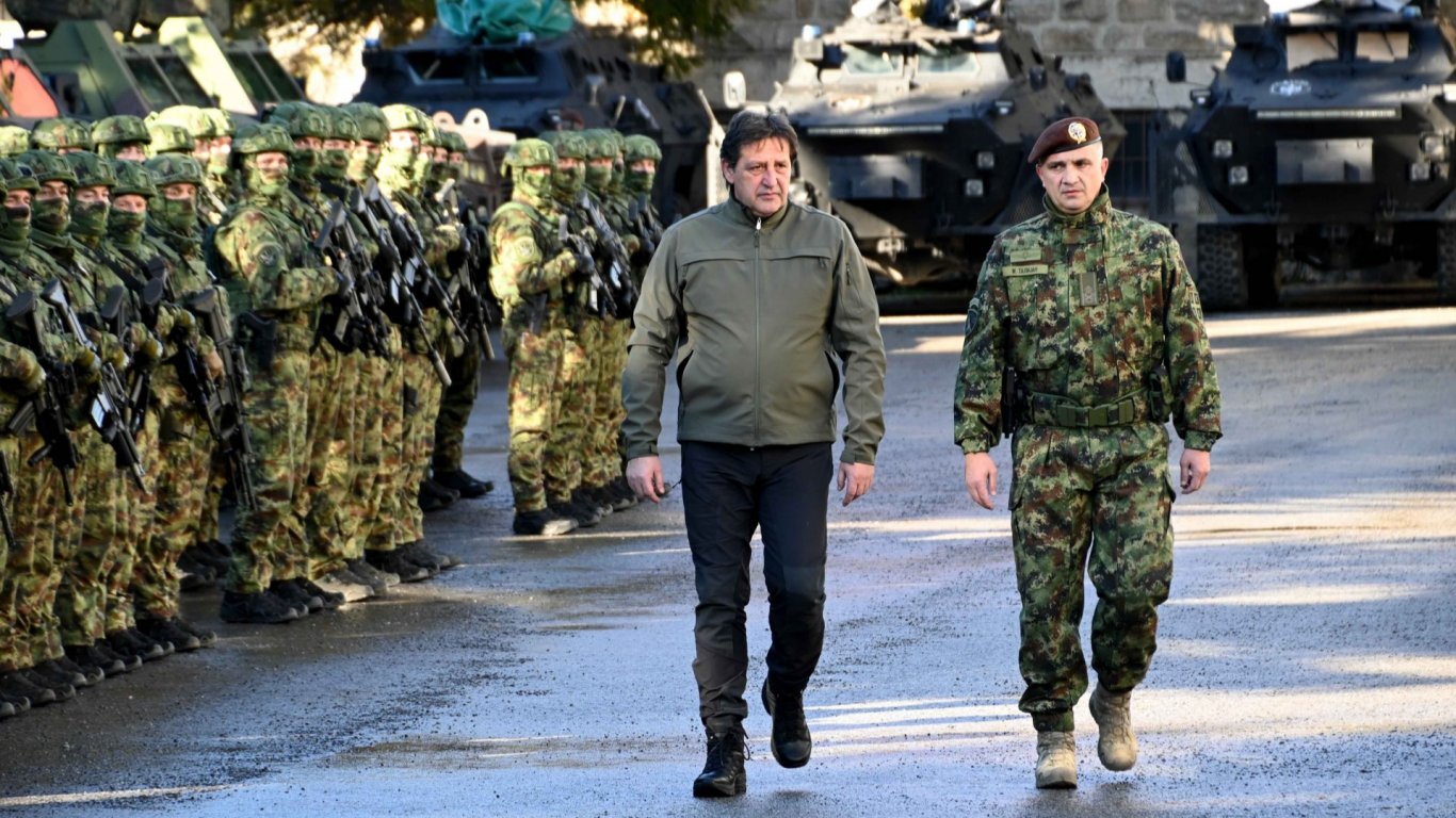Армията и полицията на Сърбия са в най-високата степен на бойна готовност заради Косово