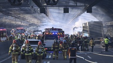 Най-малко петима загинали и над 40 ранени след пожар в тунел на магистрала край Сеул (видео)