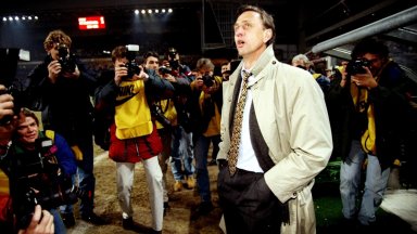 Той написа нотите на най-красивата футболна музика: 10 години без Йохан Кройф