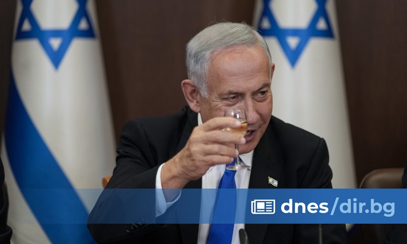 Израелският премиер Бенямин Нетаняху уволни днес своя министър на отбраната