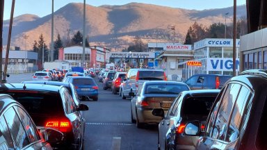 Униформената е пострадала по време на проверка на турски камион