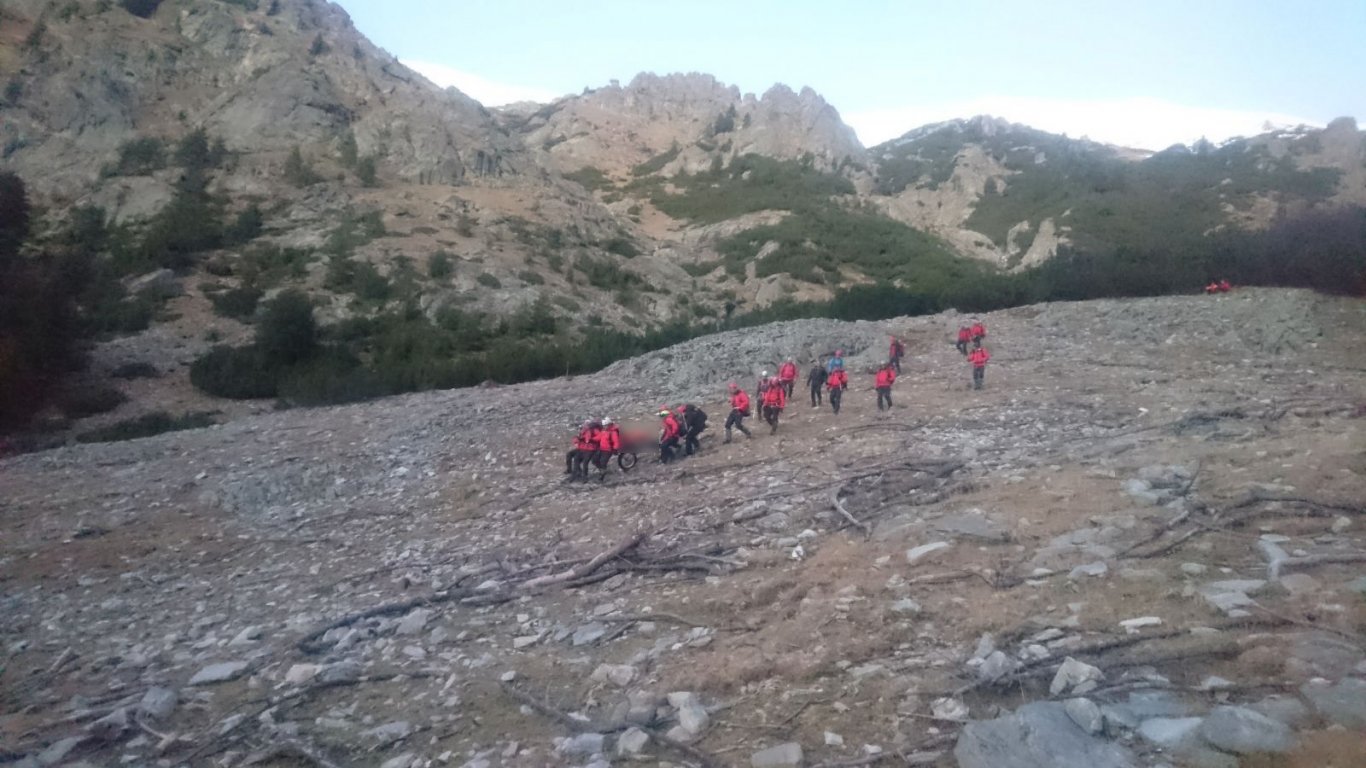 Пострадал турист в Пирин вдигна накрак планинските спасители
