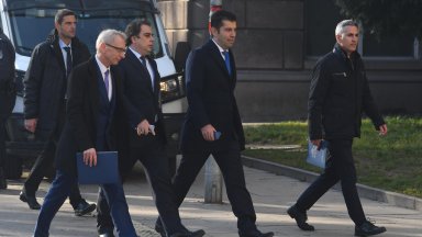 Продължаваме промяната внесе в деловодството на парламента проекта за декларация