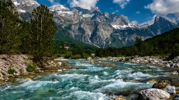 Албанските Алпи са неочакваният туристически хит това лято