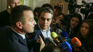 Лют спор между ГЕРБ и ПП се завихри в кулоарите