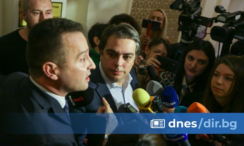 Лют спор между ГЕРБ и ПП се завихри в кулоарите