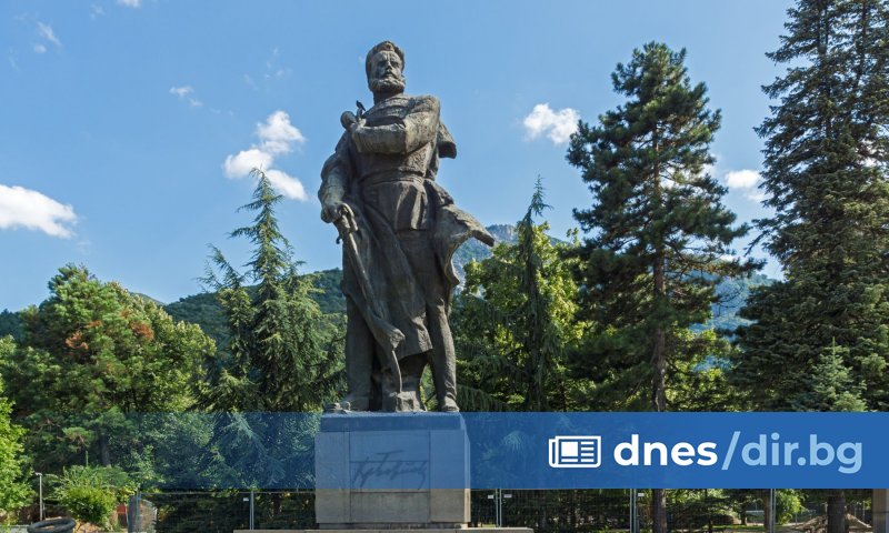 С различни прояви в страната представители на военните подразделения на