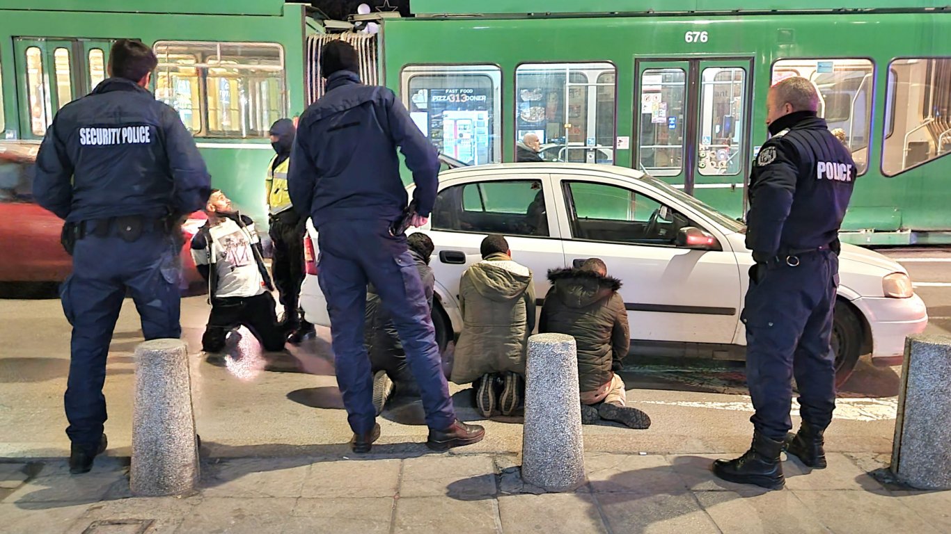 Драстично увеличение на мигрантския натиск в България