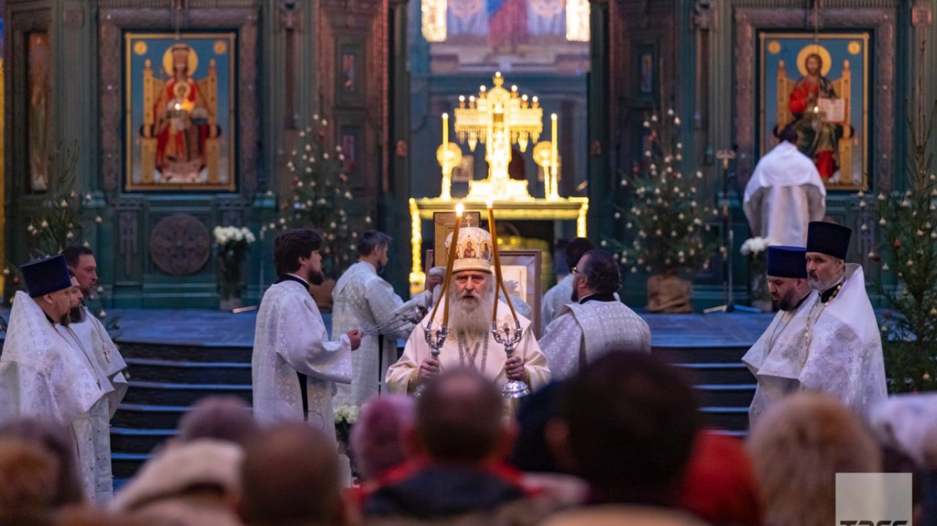 Свалиха дрон над Севапостол на Рожество Христово, Путин отбеляза ролята на Църквата в "спецоперацията" в Украйна