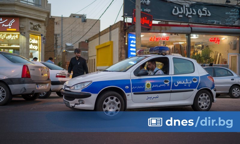 Иранското ръководство отстрани от поста му началника на националната полиция