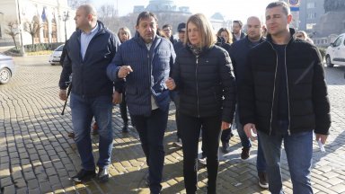 Министърът на регионалното развитие и благоустройството арх Иван Шишков и кметът