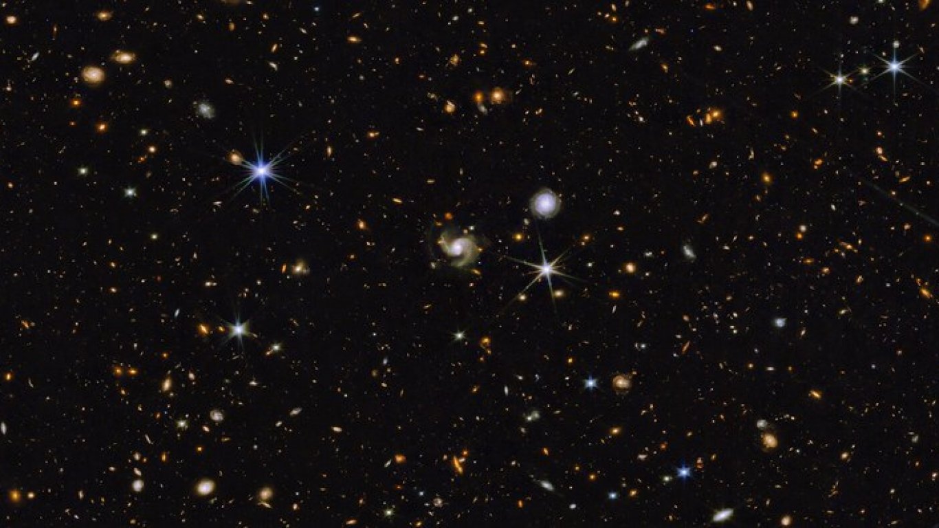 Космическият телескоп "Джеймс Уеб" идентифицира една от най-старите галактики