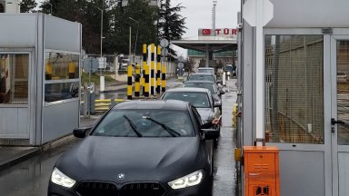 Министърът на вътрешните работи Иван Демерждиев и Областният управител на