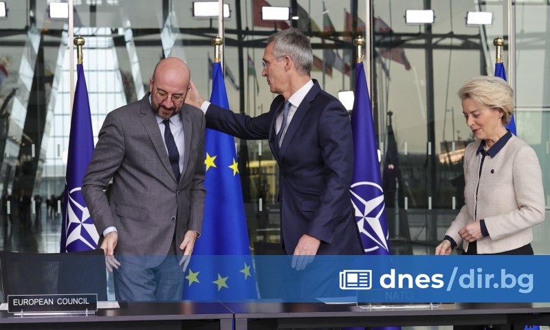 ЕС и НАТО обещаха да засилят сътрудничеството си, защото заедно