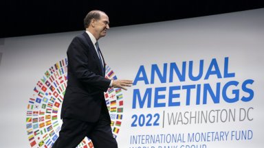 Дейвид Малпас се оттегля от поста на президент на Световната банка