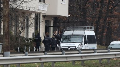 Прокуратурата и МВР влязоха в офиси на столична фирма предаде БТА