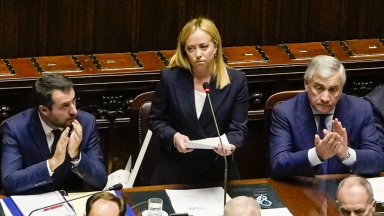 Дванадесет милиона избиратели от италианските области Ломбардия и Лацио днес