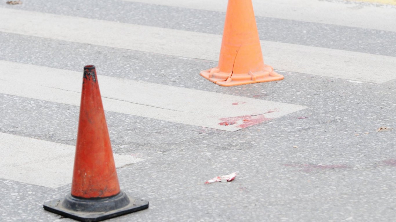 Шофьор блъсна 14-годишно момиче на пешеходна пътека в Габрово и избяга