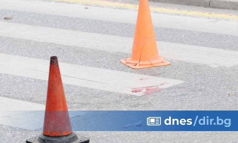 30-годишен мъж бе блъснат на пешеходна пътека в Пловдив, съобщиха