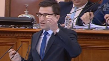 По думите му България има опит със сваляне на правителство