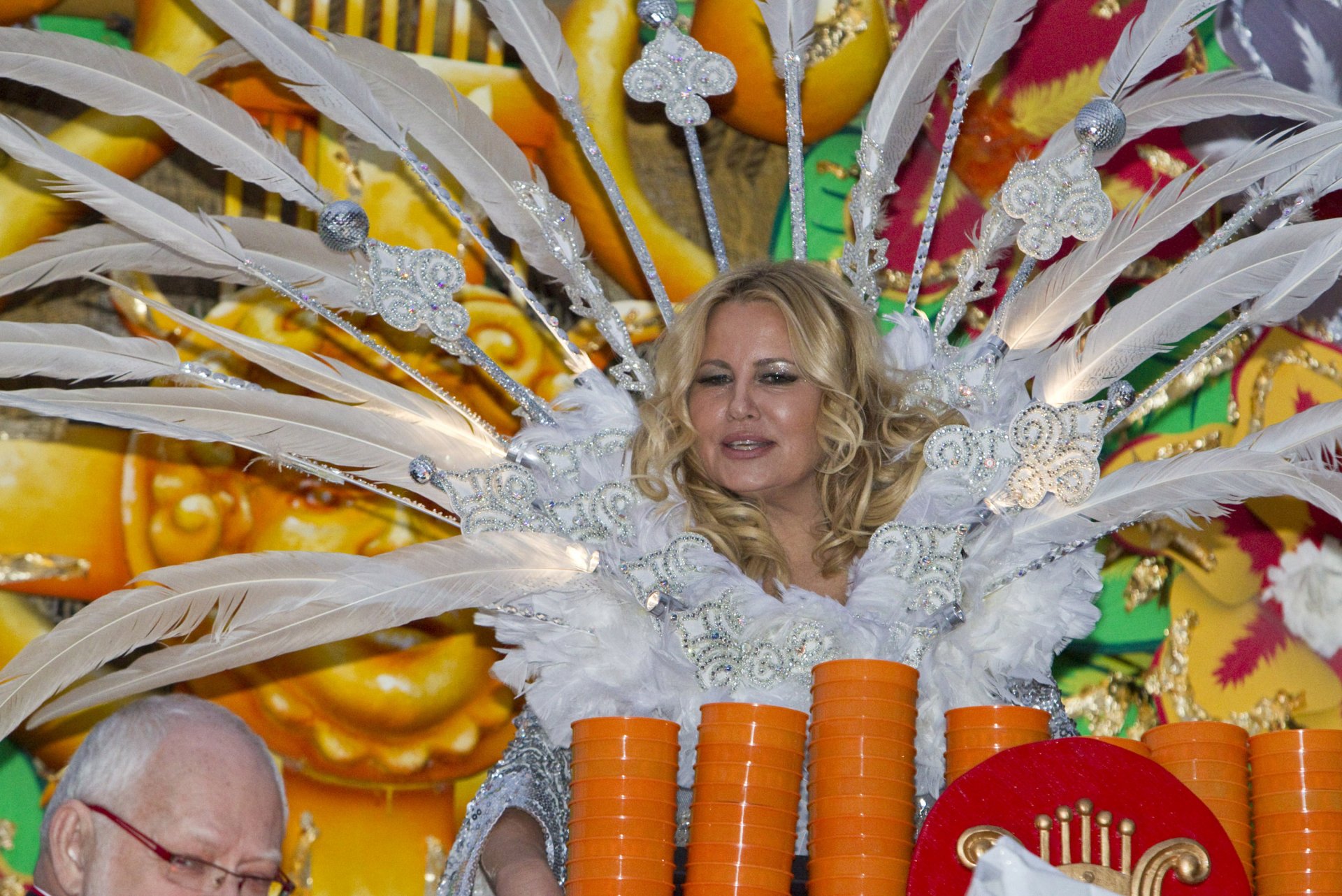 Актрисата Дженифър Кулидж на парада Krewe Of Orpheus през 2011 г. в Ню Орлиънс, Луизиана. 