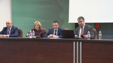 Привлечени са като обвинени четири лица по случая Нексо Те са