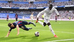Жребият отреди: Барса и Реал ще мерят сили за Купата на краля още преди финала