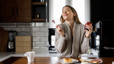 Студенти разработиха лъжица, която подобрява вкуса на храната
