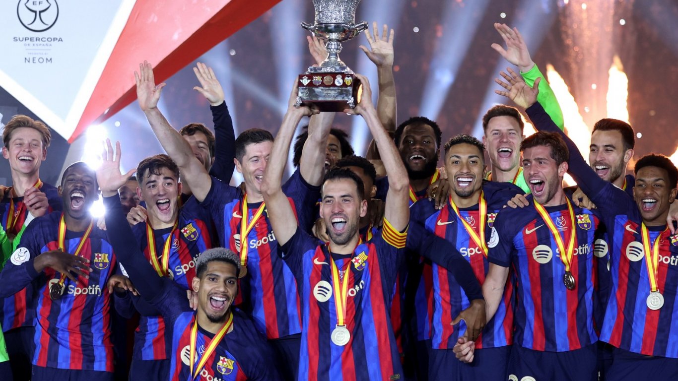 Барса разкъса Реал и донесе първи трофей на Шави