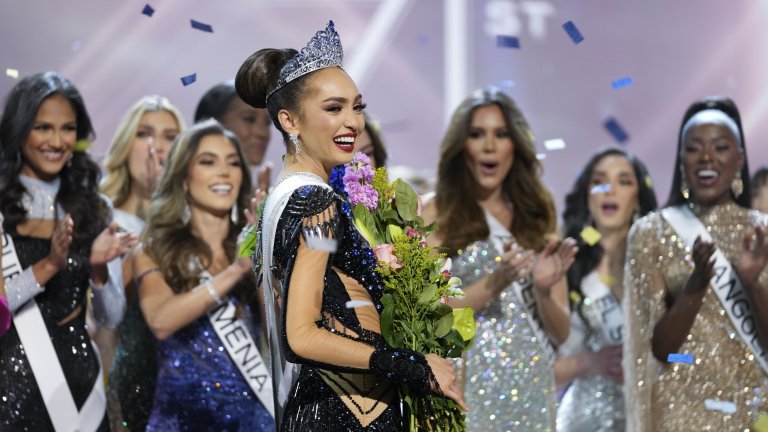 Американка от филипински произход, работеща като моден дизайнер, спечели короната на "Мис Вселена"